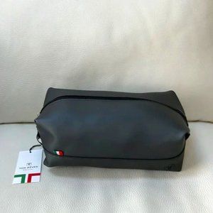 Tom Reves Men"s Travel Toiletry Bag- Made In Italy (BNWT)